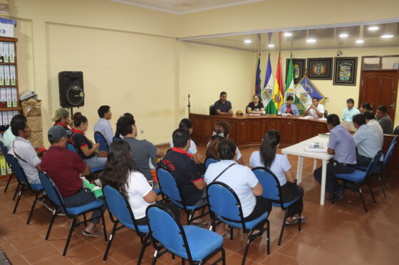 CONCEJO MUNICIPAL ESCUCHA NECESIDADES DE ESTUDIANTES DE LA NORMAL EN AUDIENCIA PÚBLICA